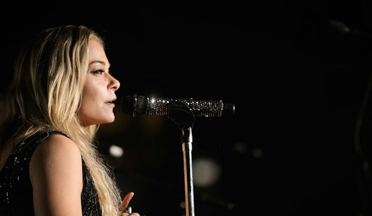 Grammy Winner LeAnn Rimes Set to Hit Torrington's Warner Theatre Stage