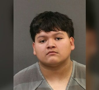 Grand Island Teen Surrounded by 20 Officers, Arrested After Smoke Shop Gun Threat