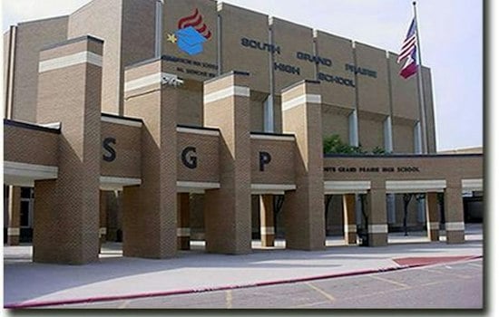 Grand Prairie ISD Cancels Little Shop of Horrors After Girl Wins Lead Male Role