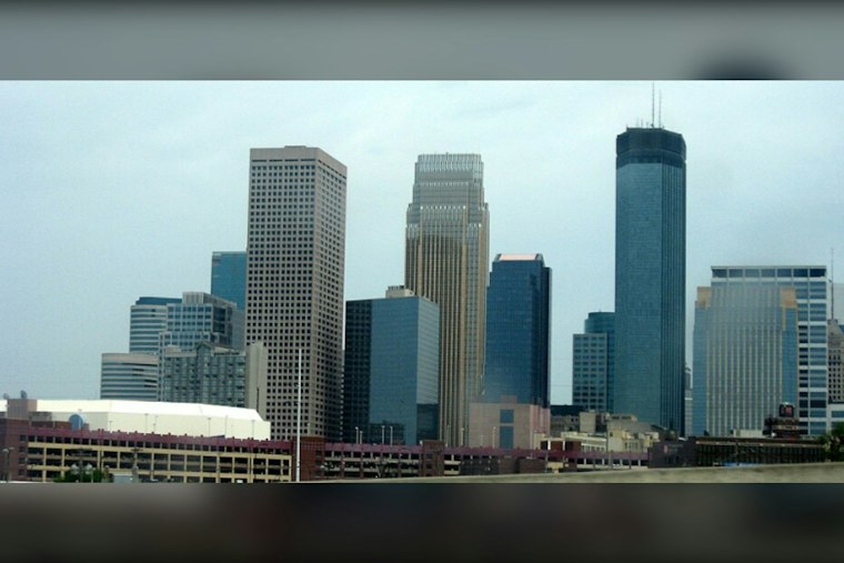 Gray Skies, Then Thunder: Minneapolis Braces for Stormy Midweek Warmup
