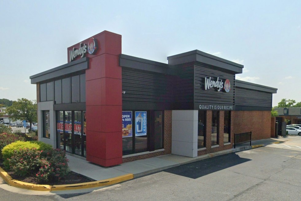 Greenbelt Police Hunt Suspect in Attempted Armed Robbery at Wendy's