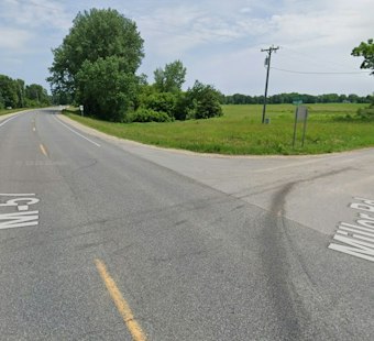 Greenville Man Dies, Woman Airlifted After Motorcycle Pulls Into Path of Horse Trailer Truck