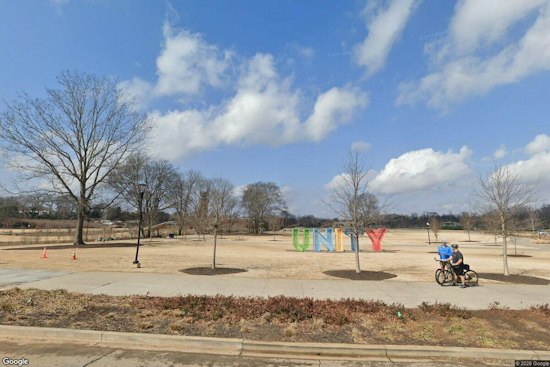 Greenville's Turkey Day Run Offers Limited Free Trees This Thanksgiving