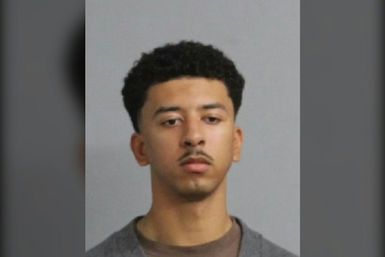 Groton Teen, 19, Hits 147 MPH On I-395 In Putnam, Troopers Say