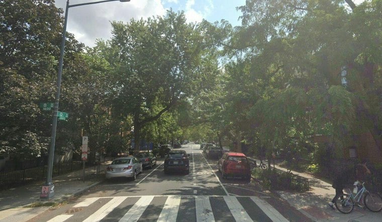 Group of 10 Punches, Robs Two Women in Shaw — Second Victim Beaten for Stepping In