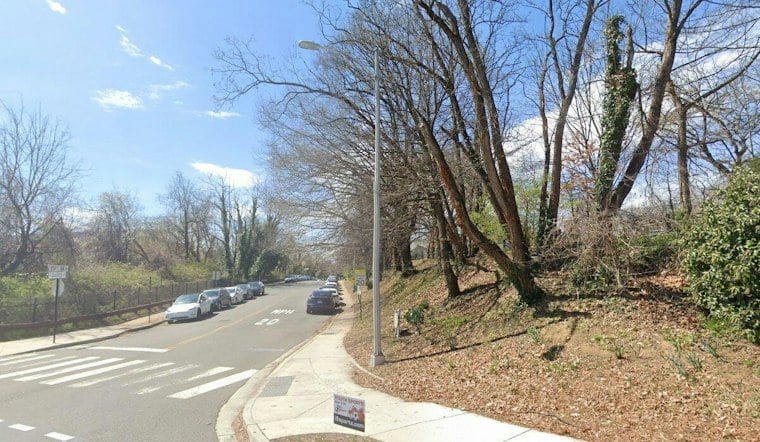 Group of 10 Teens Allegedly Jumps Arlington Boy, Tries to Steal His Clothes