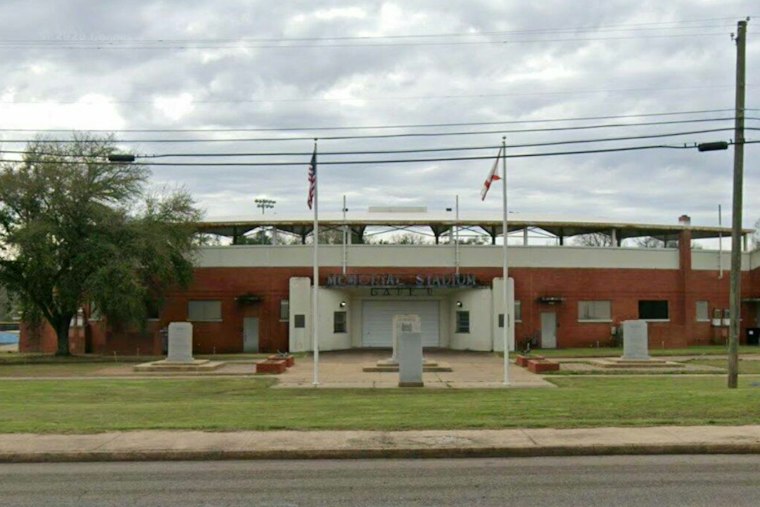 Gunfire Near Selma, Alabama, Homecoming Game Sends Players Diving to the Field