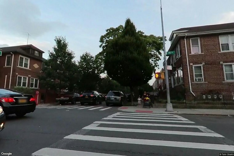 Gunman Robs Woman, 21, Of $2,800 In Jewelry Near Jackson Heights Park