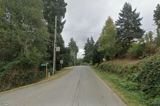 Gunshots Send Lake Forest Park Residents Fleeing as Man Shot in Hip