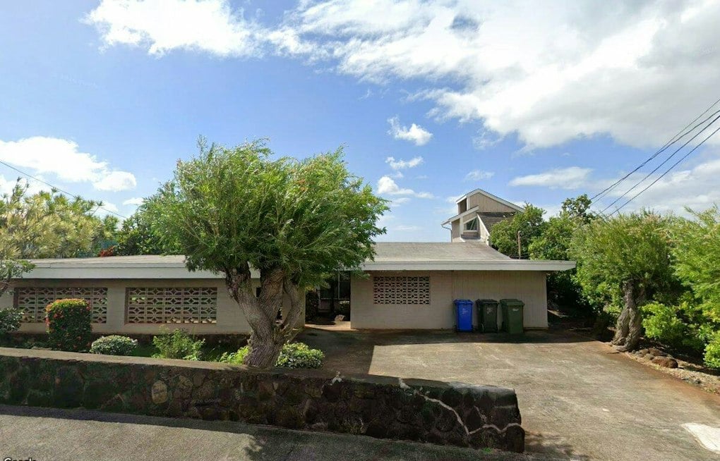 Halawa House Fire on Iwaiwa Street Hospitalizes Woman, 47, and Man, 67