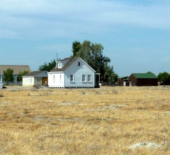 Half-Price Gold Runner Train Rolls Into Allensworth for 50th Park Anniversary