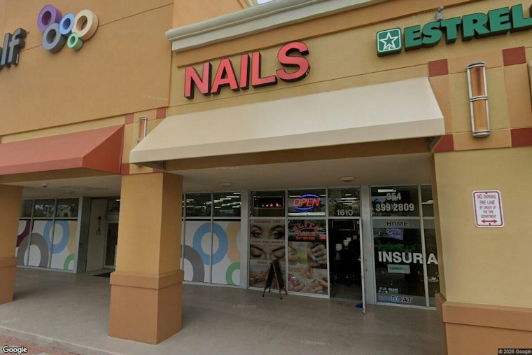 Hallandale Beach Road Rage Ends With Glass Bottle to Woman's Face, Police Say