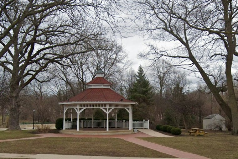Hallowings Returns to Greendale's Gazebo Park With Free Pumpkins, Ghostbusters Parade