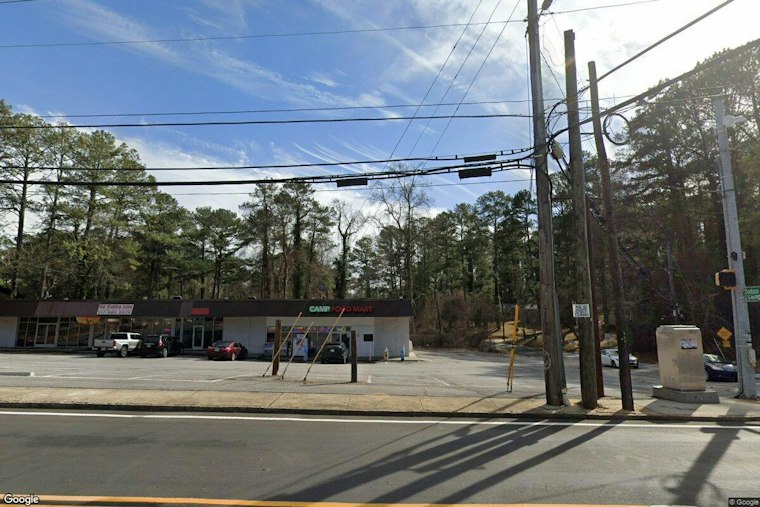 Hammer-Wielding Duo Robs Gaming Machine At Atlanta Gas Station, Police Say
