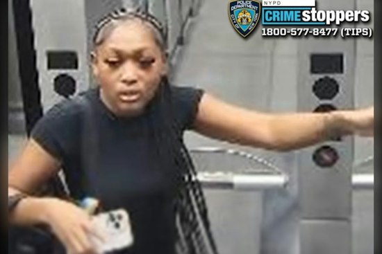Harlem Subway Slasher Still at Large After Arm Attack on 21-Year-Old