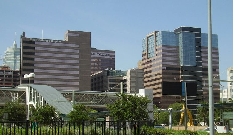 Houston custody dispute: Sims says judge ordered child returned to father