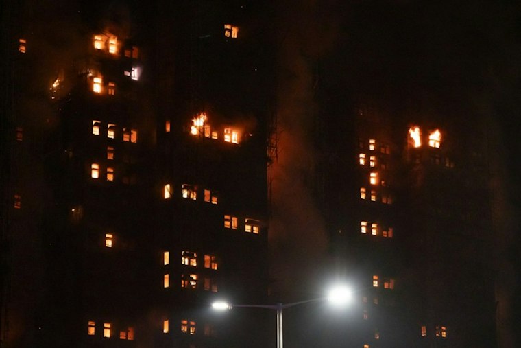 Hartford Officers Catch Three Residents Jumping From Burning Apartment Balcony
