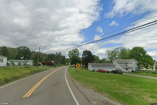 Hayride Tractor Flips Near NY-PA Border, Three Critical Among 19 Riders