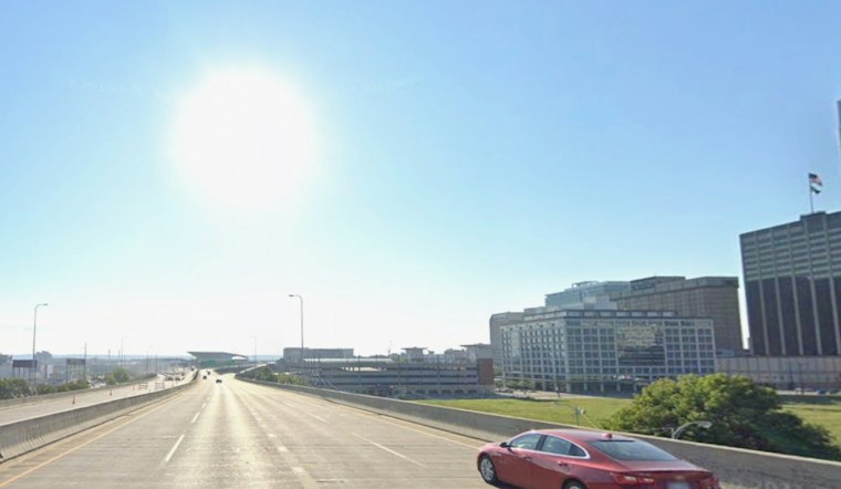 Warm Omaha Weekend Before Midweek Shower Chances