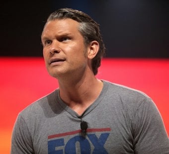 Hegseth's UT Game Appearance Fuels Senate Buzz as Blackburn's Governor Bid Looms