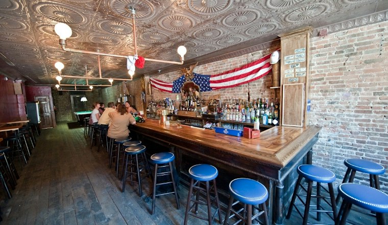 Hell's Kitchen Loses Scruffy Duffy's as 10th Avenue Bar Pours Its Last on Nov. 29