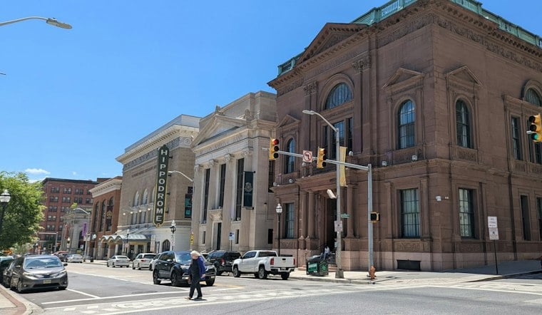 Henry VIII's Six Wives Return to Baltimore's Hippodrome With New Cast
