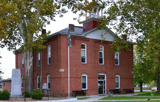 Hickory County Names Temp Treasurer as Indicted Official Sits in Jail
