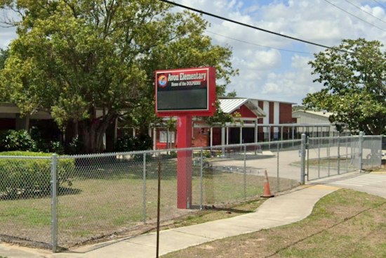 Highlands County Teachers Beg Board to Spare Avon Elementary From Closure