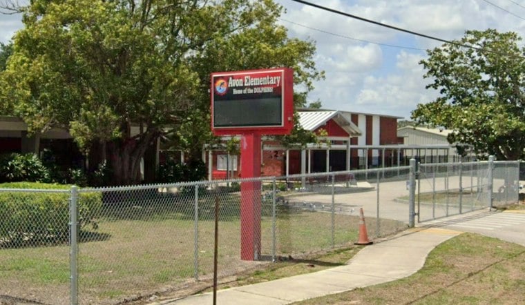 Highlands County Teachers Beg Board to Spare Avon Elementary From Closure