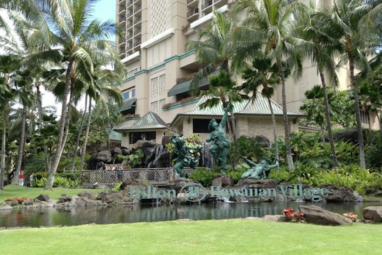 Hilton Hawaiian Village Lists $179 Kamaʻāina Stay for Halloween Weekend