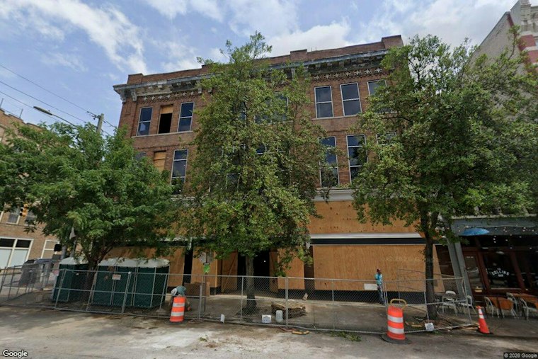 Historic Yeilding Building In Birmingham Gets Its Old-School Sign Back