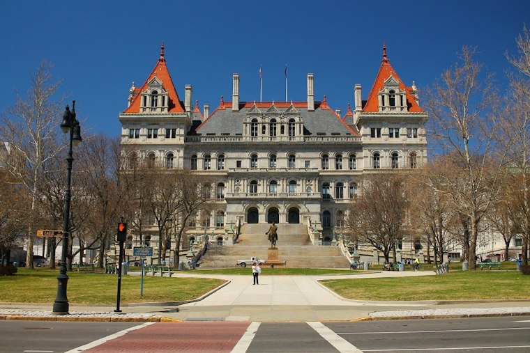 Hochul Signs New Gun Storage Law, Blocks Ammo Sales to Banned Buyers