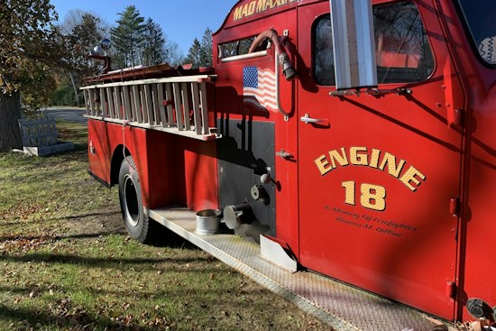 Holbrook Officers Yank Driver From Burning Jeep as Flames Spread