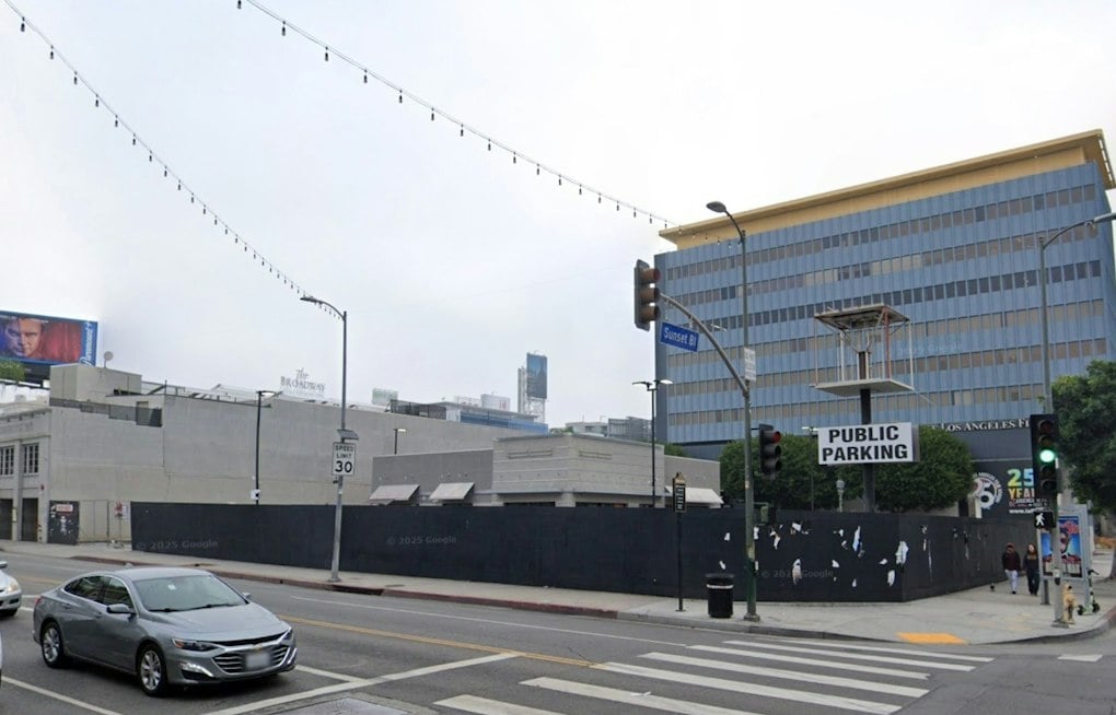 Hollywood Developer Swaps Old Art Deco Hotel Plan for 27-Story Tower on Sunset