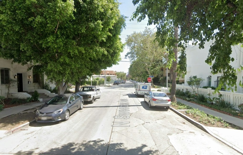 Hollywood Developer Wants to Swap 5 Rentals for 32-Unit Tower on Sweetzer