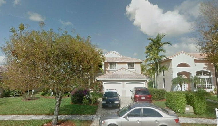 Hollywood Police Lieutenant Loses Law License After Elderly Battery Charges