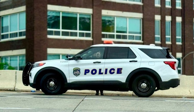 Holme Avenue Attacker Punches Woman to Ground, Steals Keys and Phone