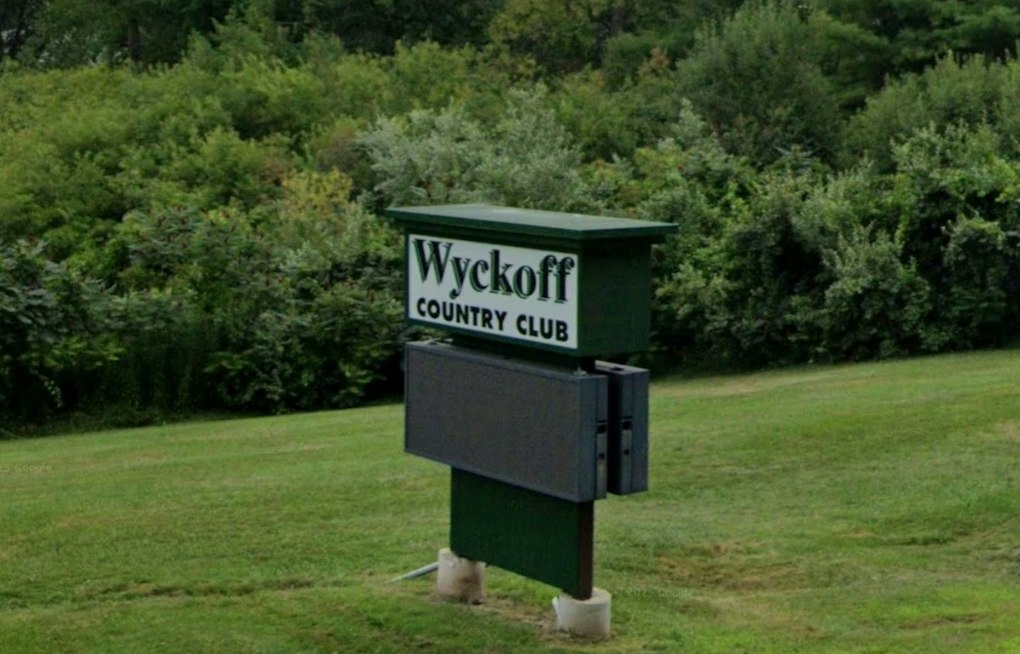 Holyoke's 128-Year-Old Wyckoff Golf Course Closing for 126-Home Subdivision