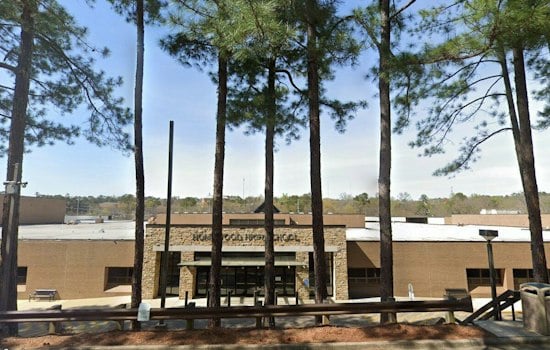 Homewood High's New Grading System Sparks 675-Signature Petition Backlash
