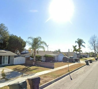 Homicide Detectives Investigate Death on Whittier Block
