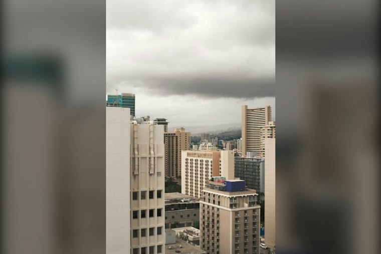 Honolulu Deluge Alert: Flood Watch, Thunderstorms To Drench Oahu Through Wednesday