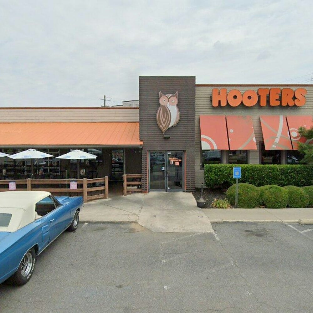 Hooters Shutters Kennesaw and Conyers Spots, Leaving Metro Atlanta With Just Two