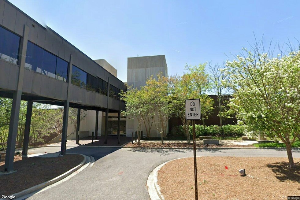 Hoover Approves $827K Lake House Contract, One Council Member Calls It Too Pricey