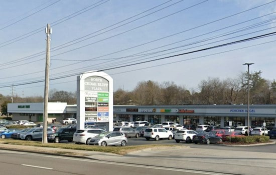 Hot Birds Hot Chicken Flies From Downtown Knoxville to a Cedar Bluff Strip Mall