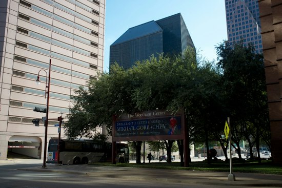 Houston Grand Opera Opens Season With Susannah, Honoring Carlisle Floyd at 100