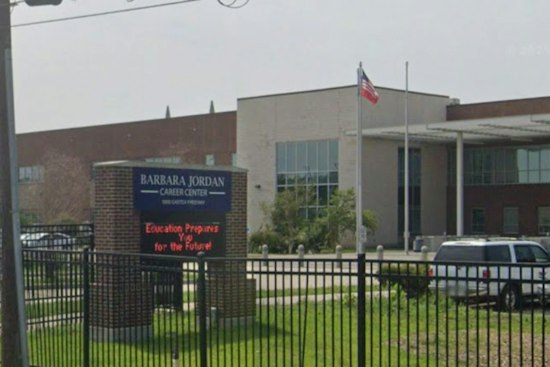 Houston ISD Teens Open Real Auto Shop, Fix Your Car for Class Credit