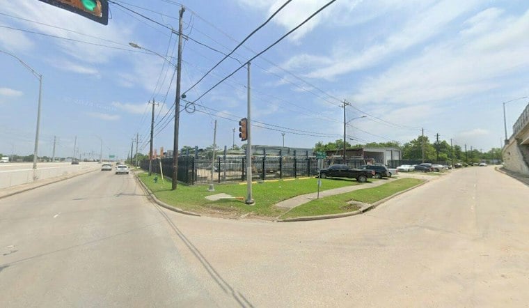 Houston Man Dies After Pickup Strikes Him Amid Roadside Fight on Parker Road