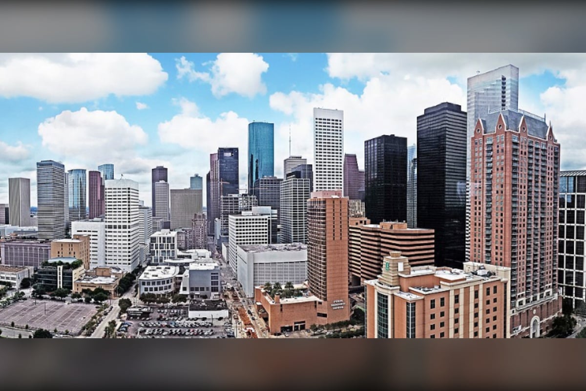 Houston Sees Partly Cloudy Monday Before Gulf Rain Chances Roll Back In