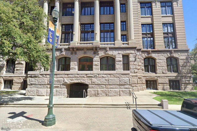 Houston Widow's Lawsuit Over Garbage Truck Death Can Move Forward, Court Rules