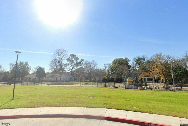 Houston Woman Fears 16-Foot Backyard Hole Could Swallow Her Family Next